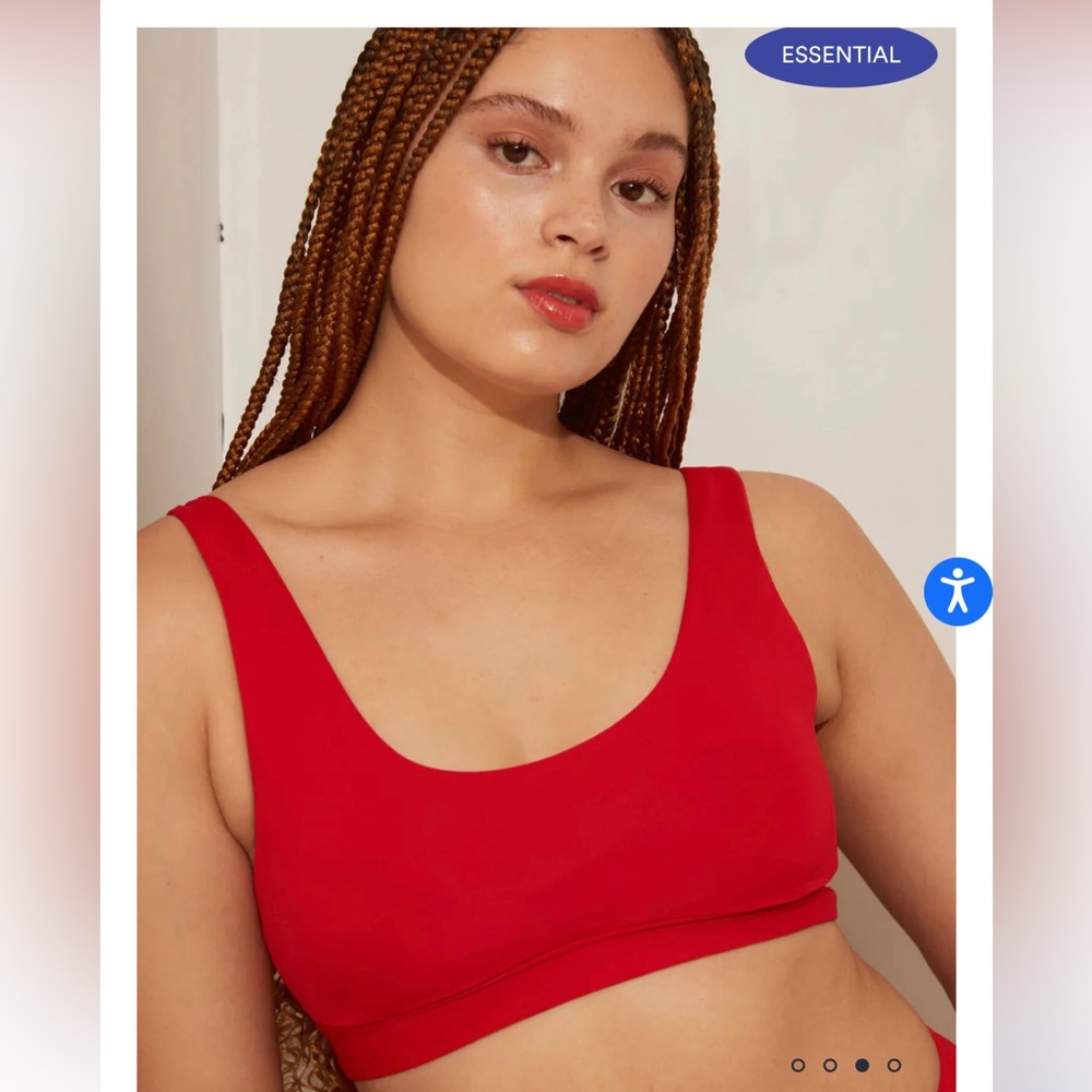 Andie swim Ventura top in medium. Cherry red.